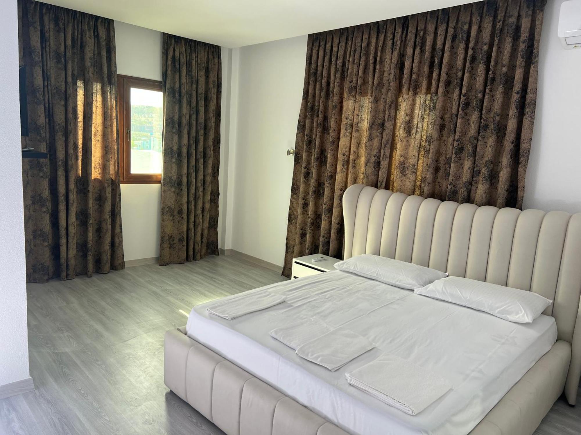 Veranda Hotel 3*